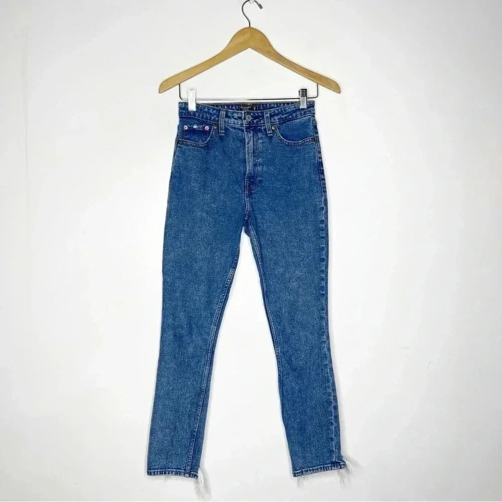 Abercrombie & Fitch Simone High Rise Slim Leg Jeans Size 25